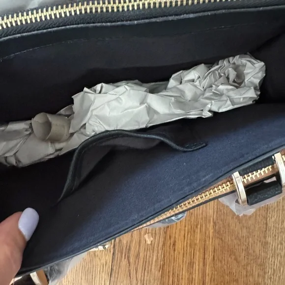 Ann Taylor Black and Tan Two Piece Women's Bag. NWT. Gift ready. Ships fast. - Picture 7 of 14